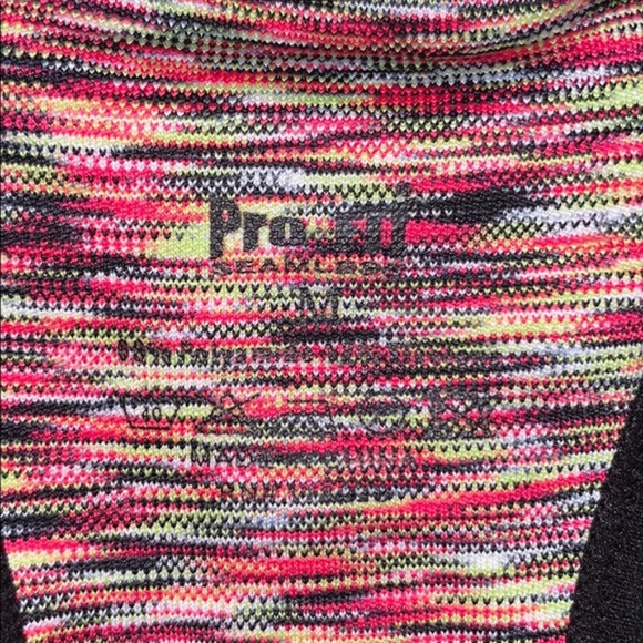 Pro-fit Multicolor Elastic Seamless Sport Top Bra - Picture 10 of 16